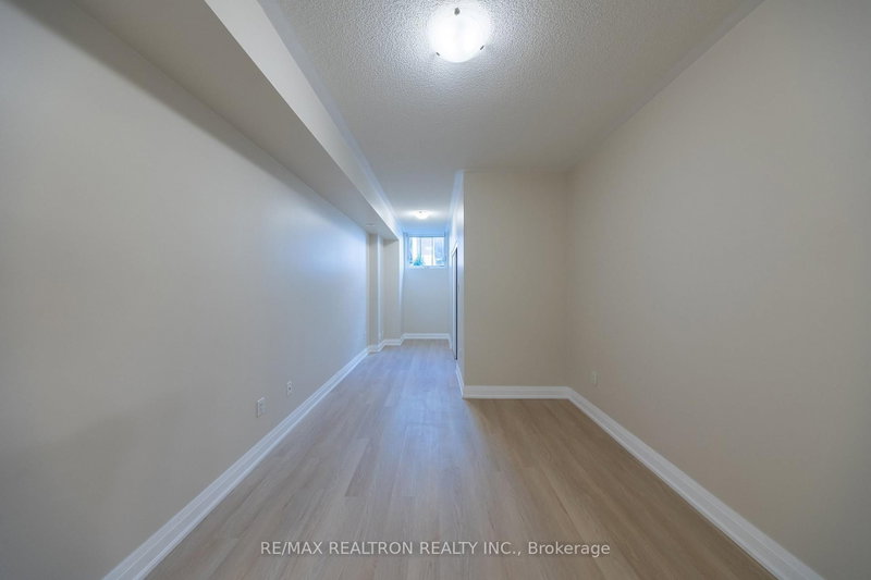 157 - 6 Whitaker Way