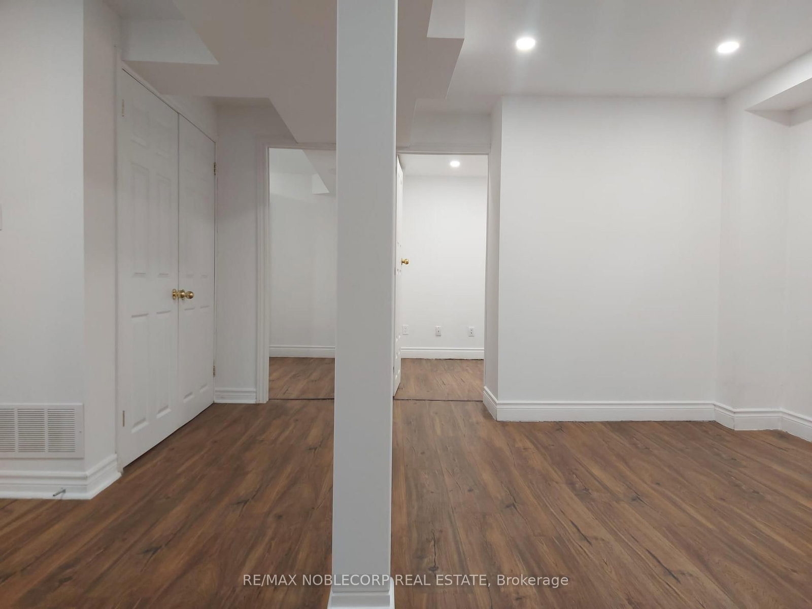 BSMT - 40 Gray Crescent, Richmond Hill 5