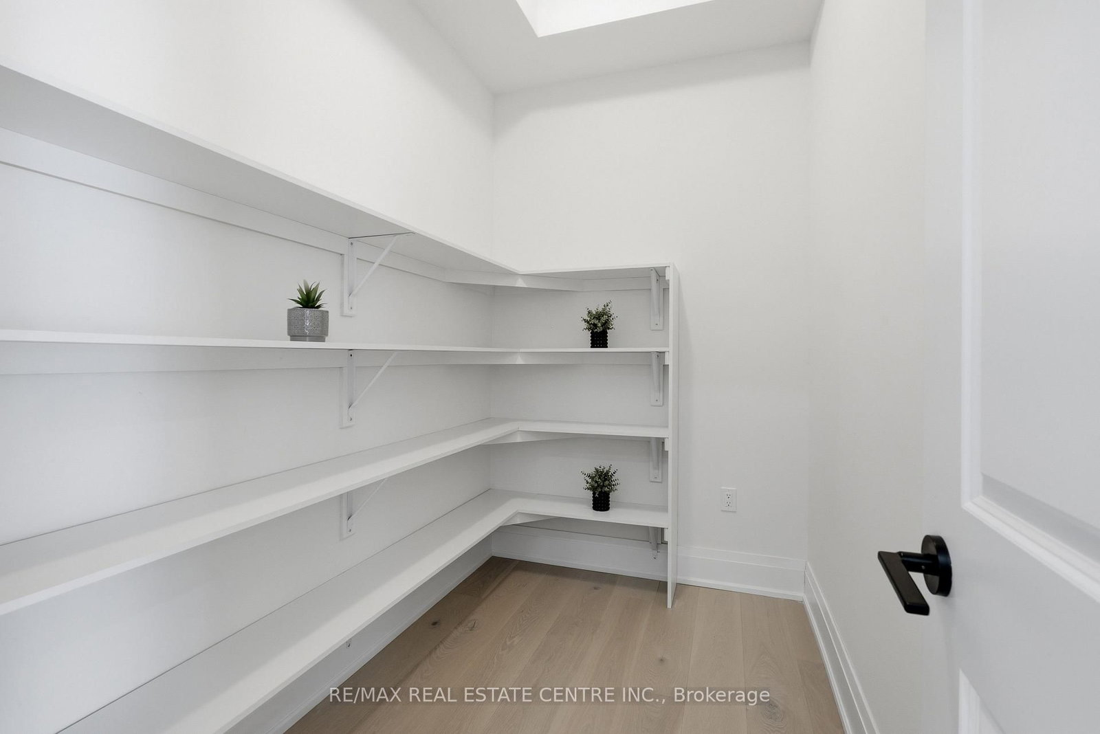 145 Brant Drive • Vaughan, ON photo 15