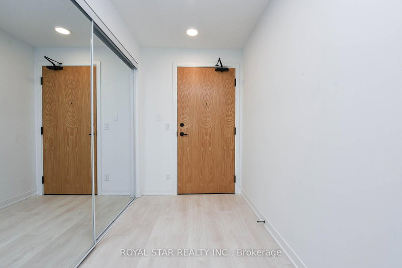 1502 - 7950 Bathurst Street