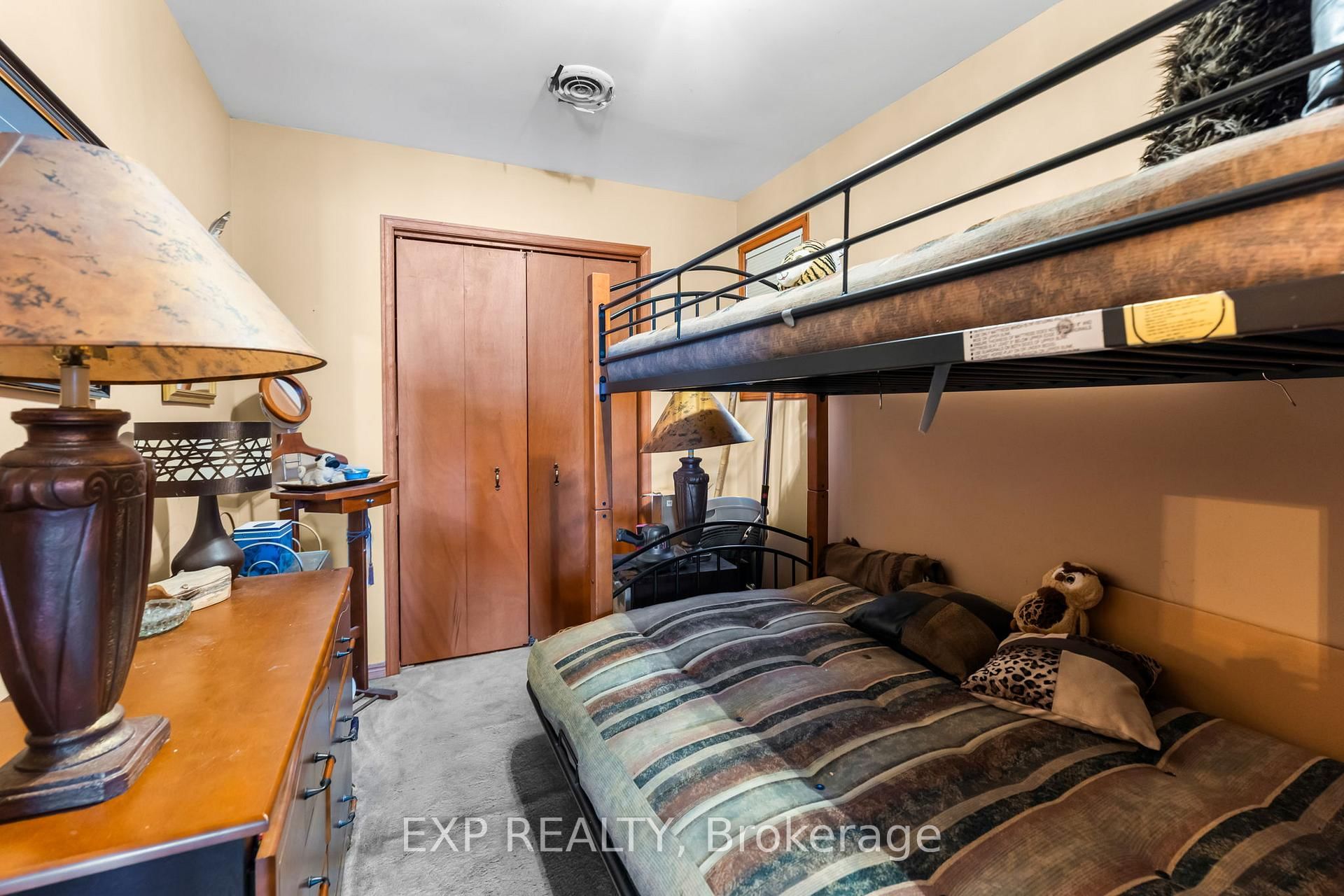 582 Duclos Point Road