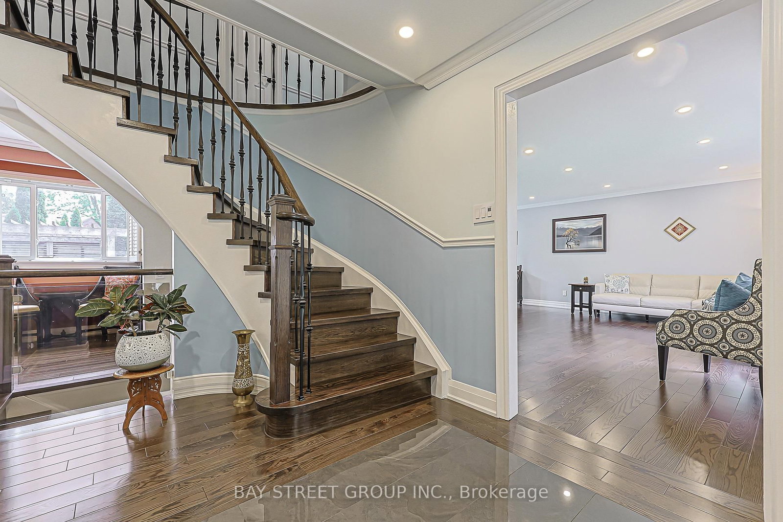 12 Jill Court • Markham, ON photo 6