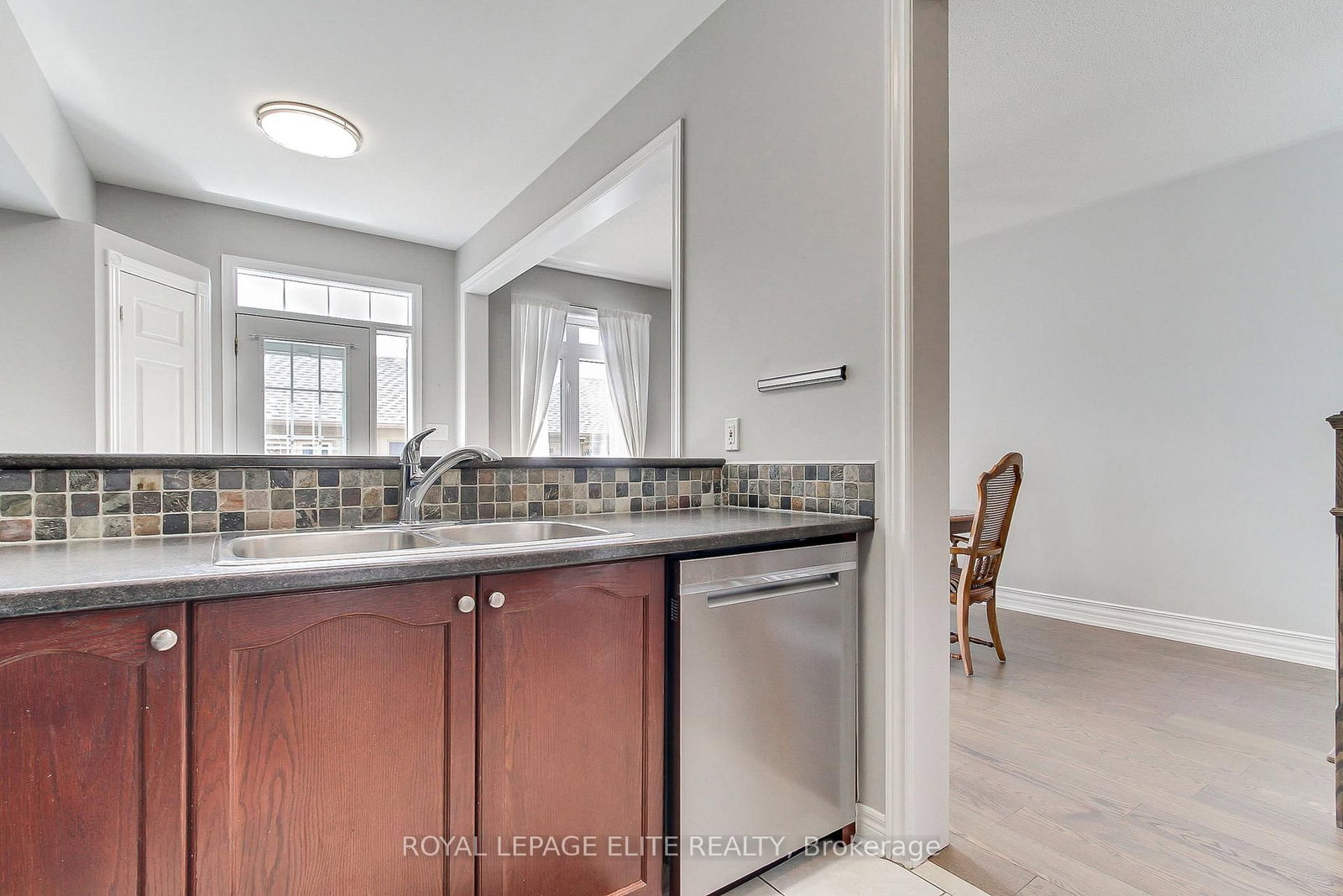 2980 Bur Oak Avenue • Markham, ON photo 12