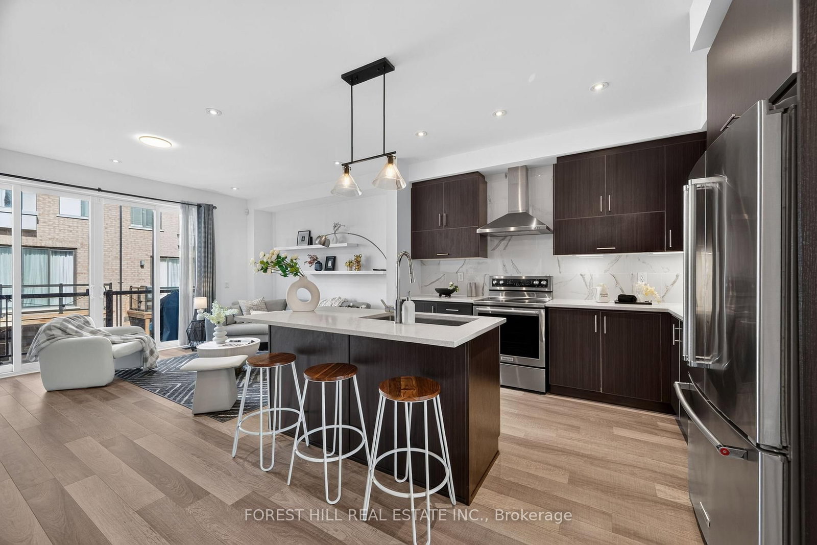 96 Salterton Circle • Vaughan, ON photo 12