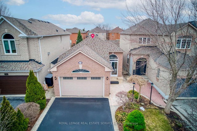 236 Sylwood Crescent