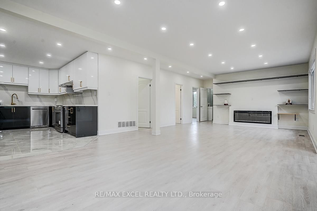 12986 Highway 48 • Whitchurch-Stouffville, ON photo 10
