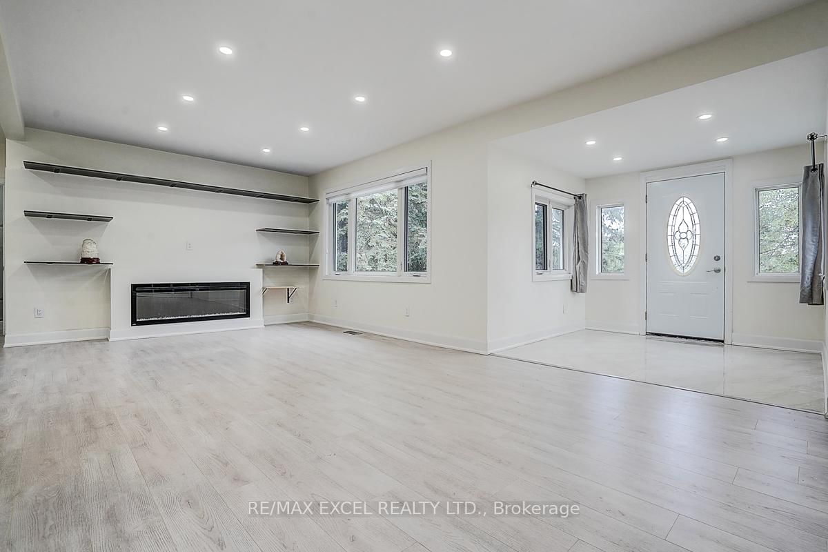 12986 Highway 48 • Whitchurch-Stouffville, ON photo 16
