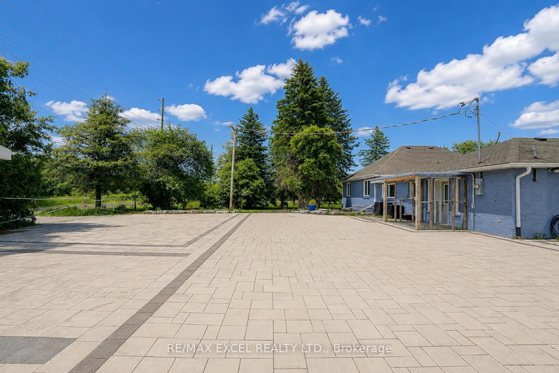 12986 Highway 48 photo 4