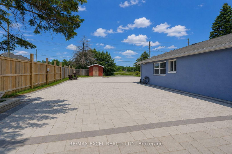 12986 Highway 48 photo 5