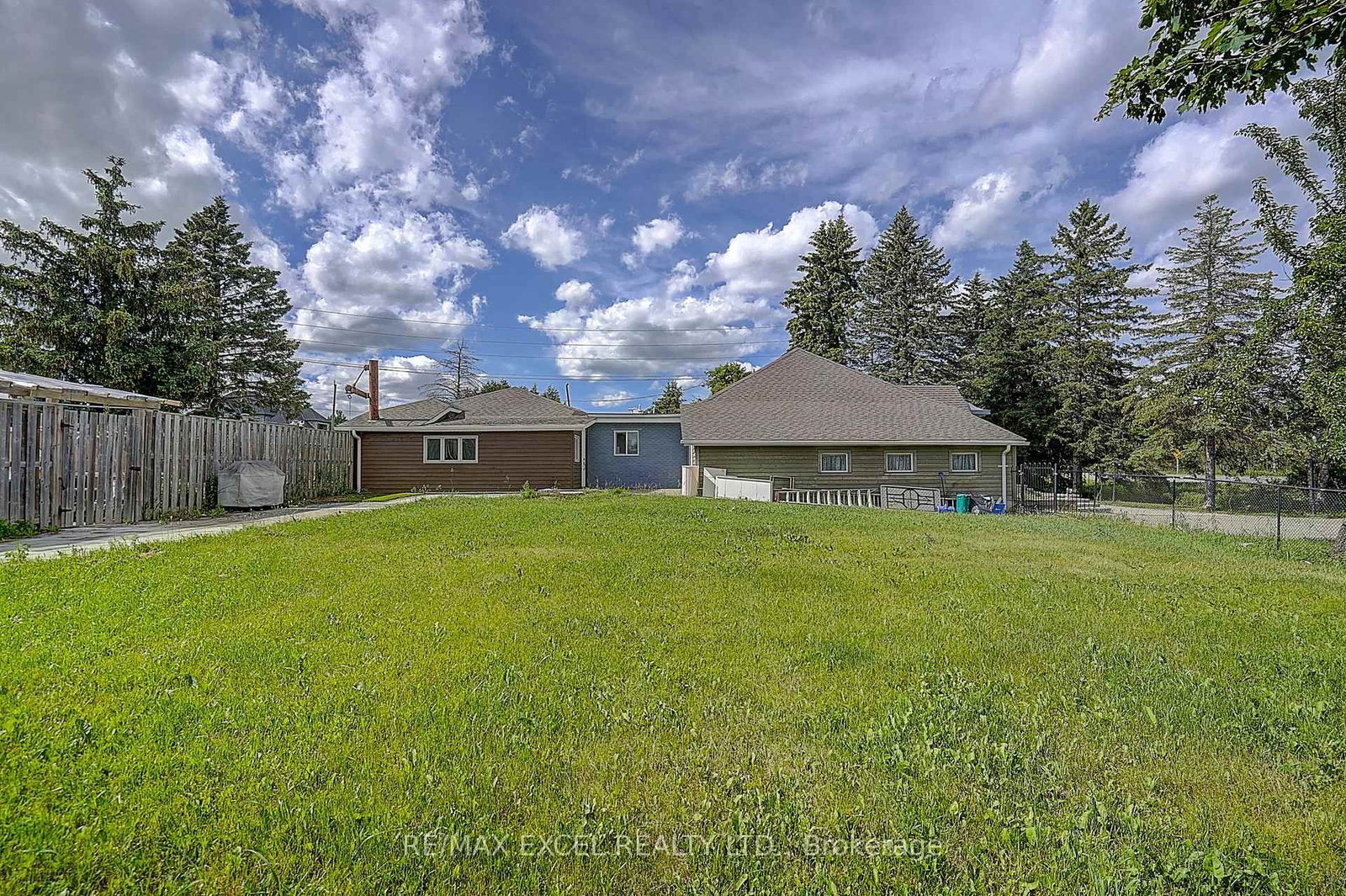12986 Highway 48 • Whitchurch-Stouffville, ON photo 6