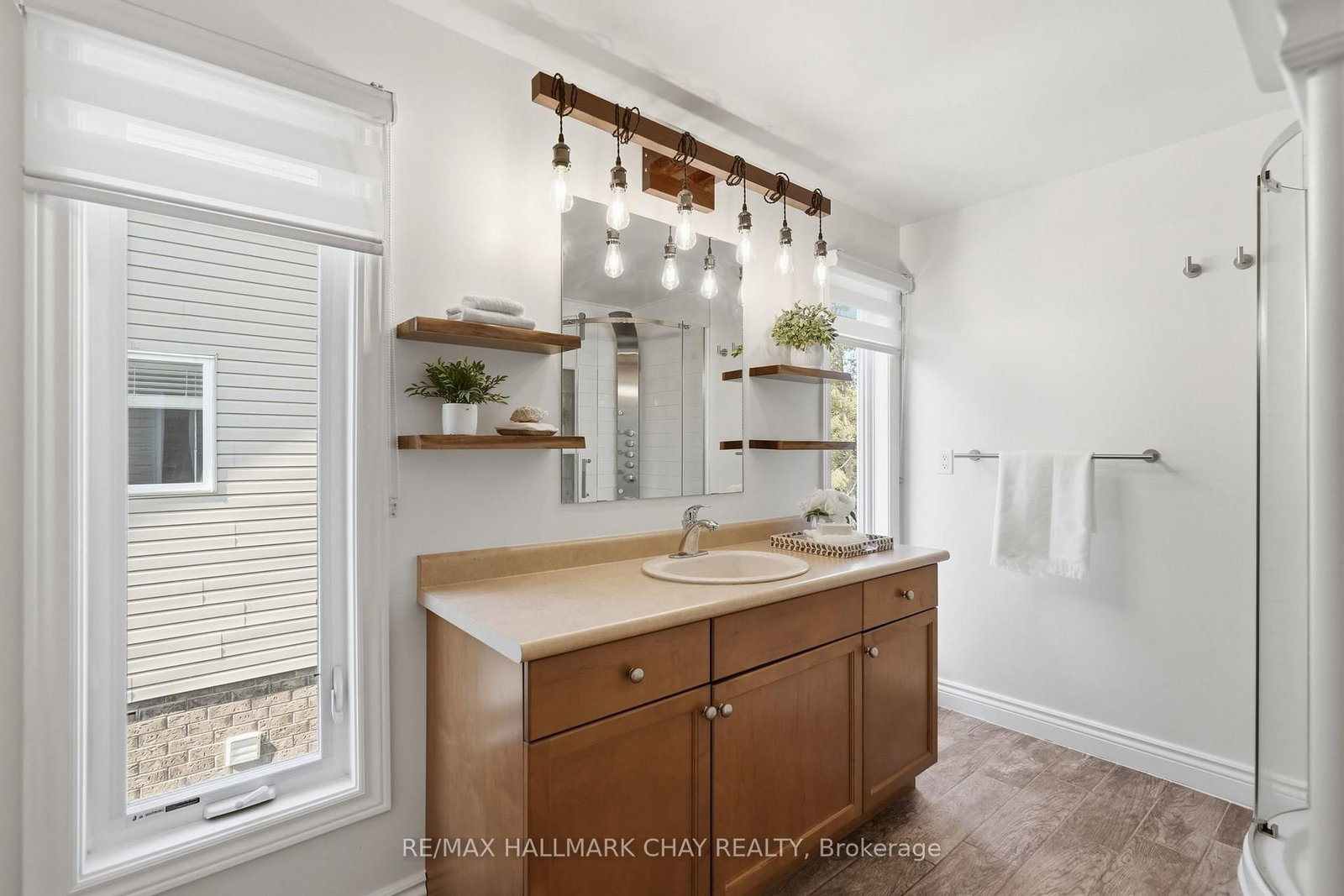 17 Armeda Clow Crescent • Essa, ON photo 27