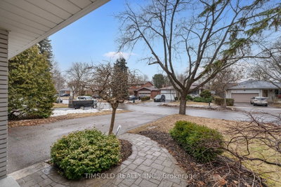 83 Senator Reesor's Drive • Markham, ON photo 5