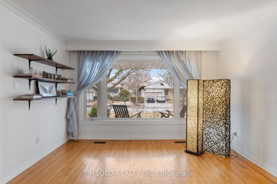 83 Senator Reesor's Drive • Markham, ON photo 9