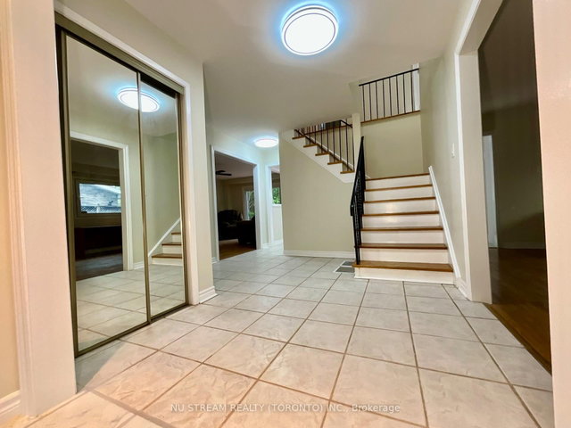 45 Emmeloord Crescent