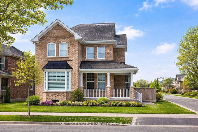 285 West Lawn Crescent