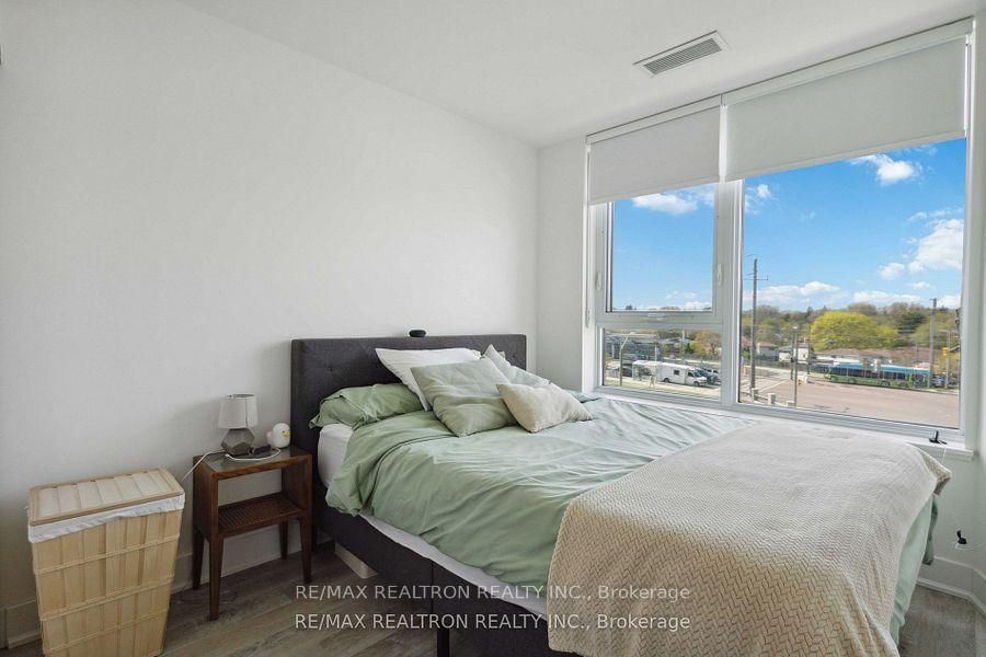 185 Deerfield Road, Unit 315