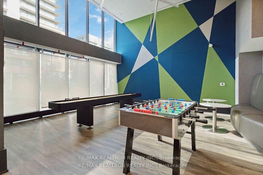 185 Deerfield Road, Unit 315