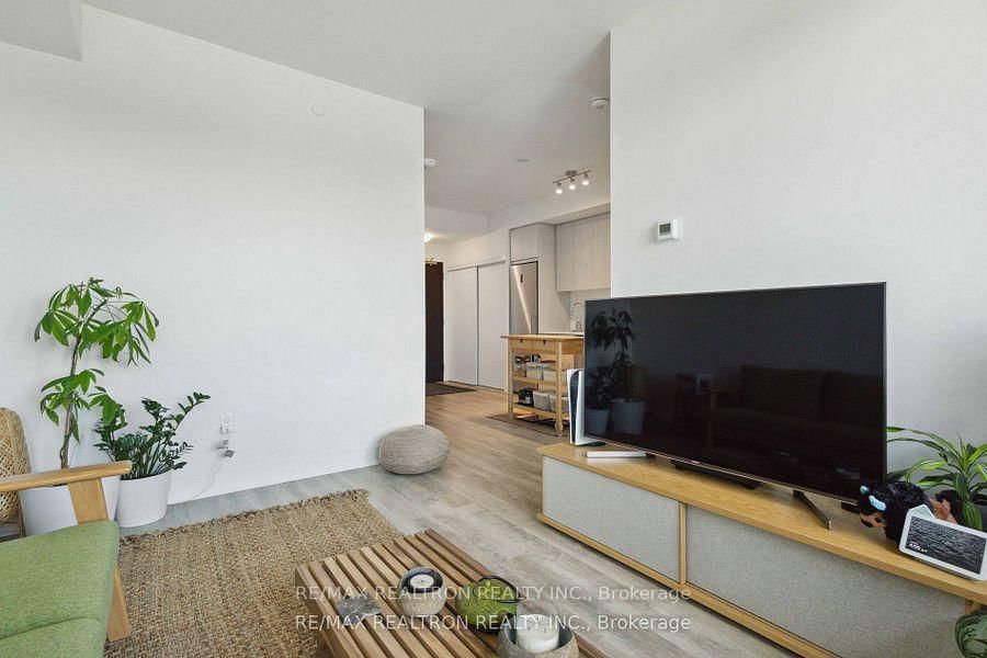 185 Deerfield Road, Unit 315