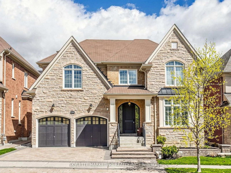 24 Royal West Rd, Markham, Ontario