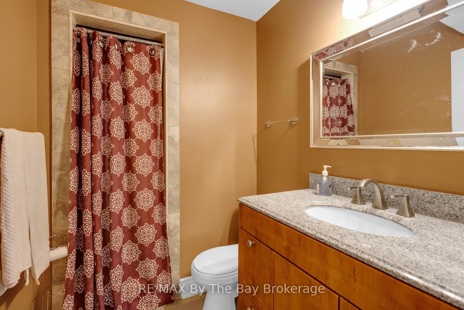 2569 Lockhart Road • Innisfil, ON photo 36