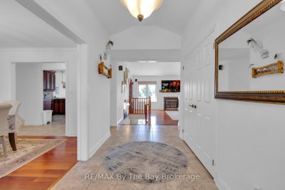 2569 Lockhart Road • Innisfil, ON photo 4