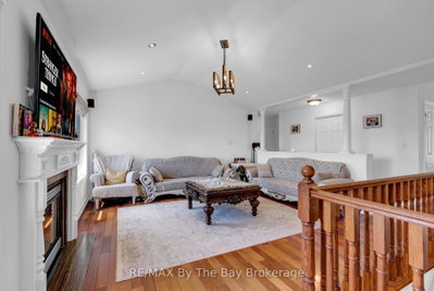 2569 Lockhart Road • Innisfil, ON photo 7