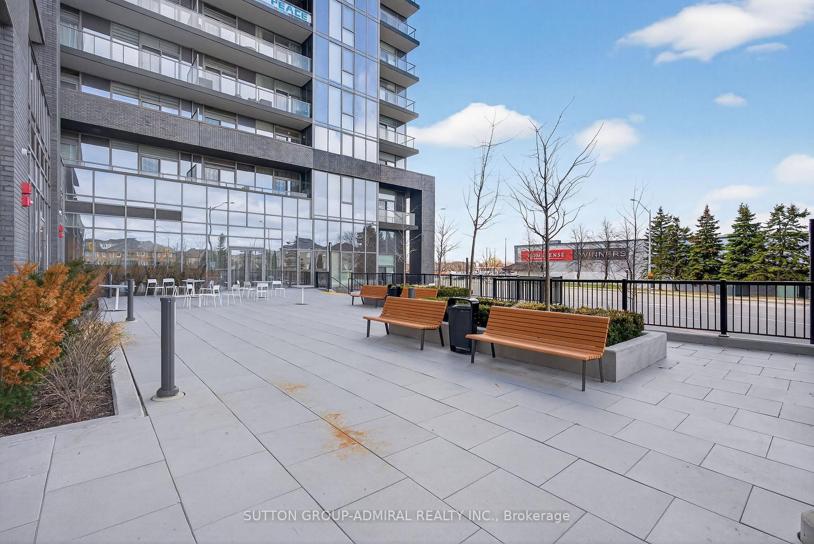 10 Gatineau Drive • #1206W • Vaughan, ON photo 23