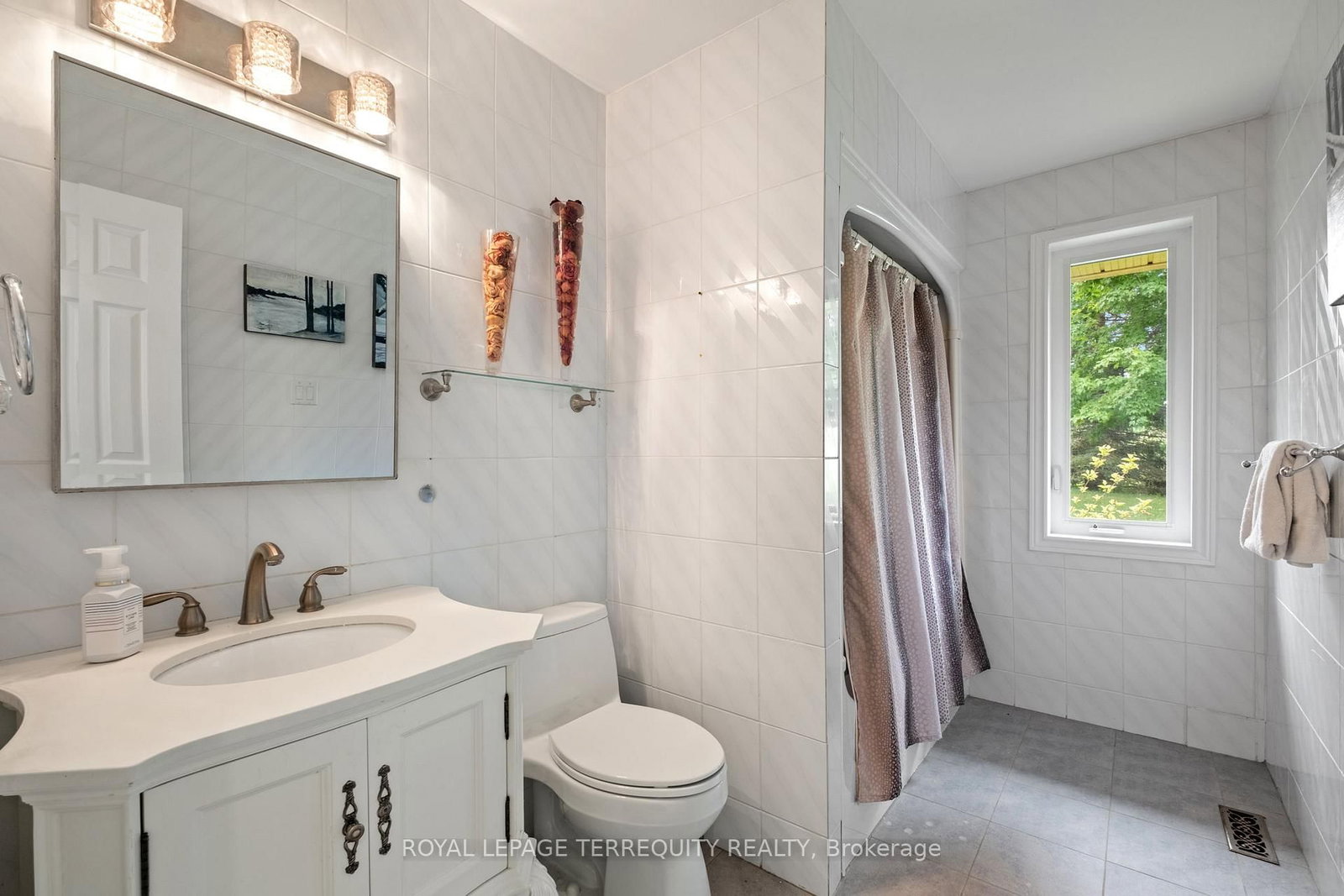 1041 15 Side Road • New Tecumseth, ON photo 16