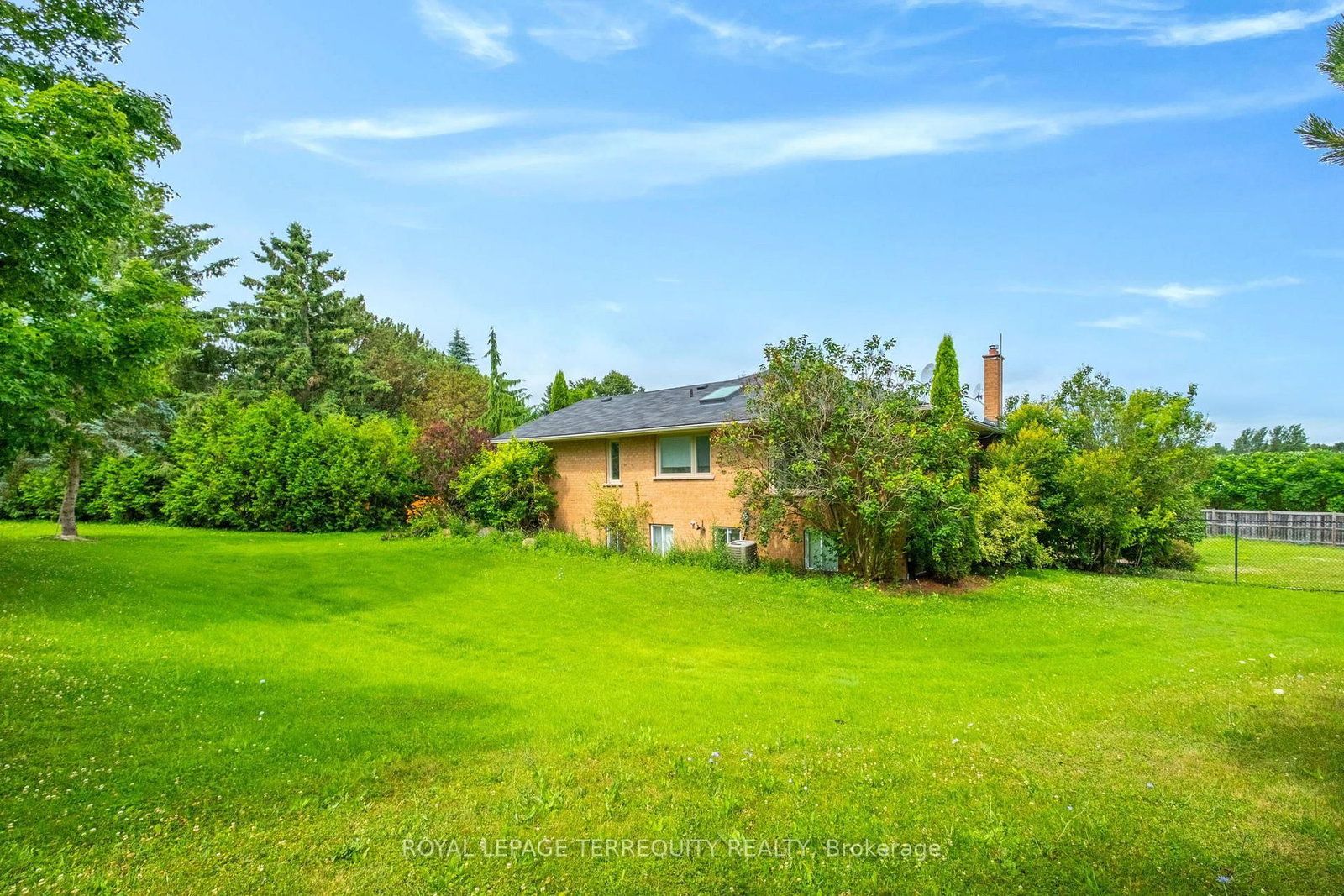 1041 15 Side Road • New Tecumseth, ON photo 42
