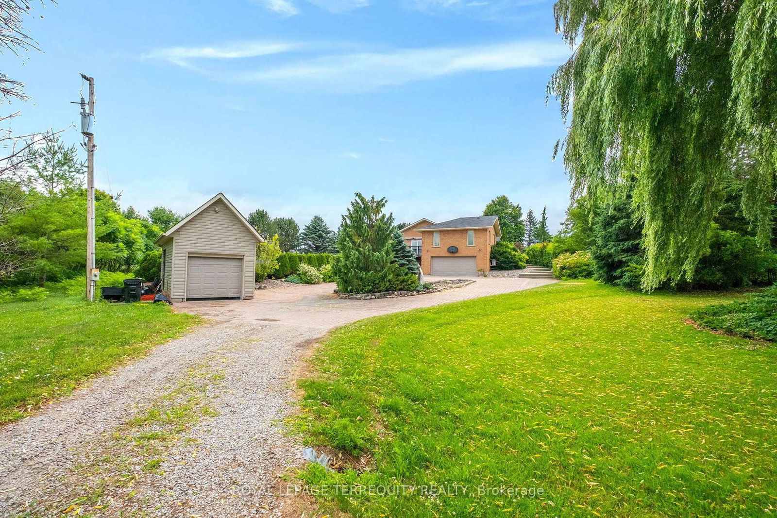 1041 15 Side Road • New Tecumseth, ON photo 8
