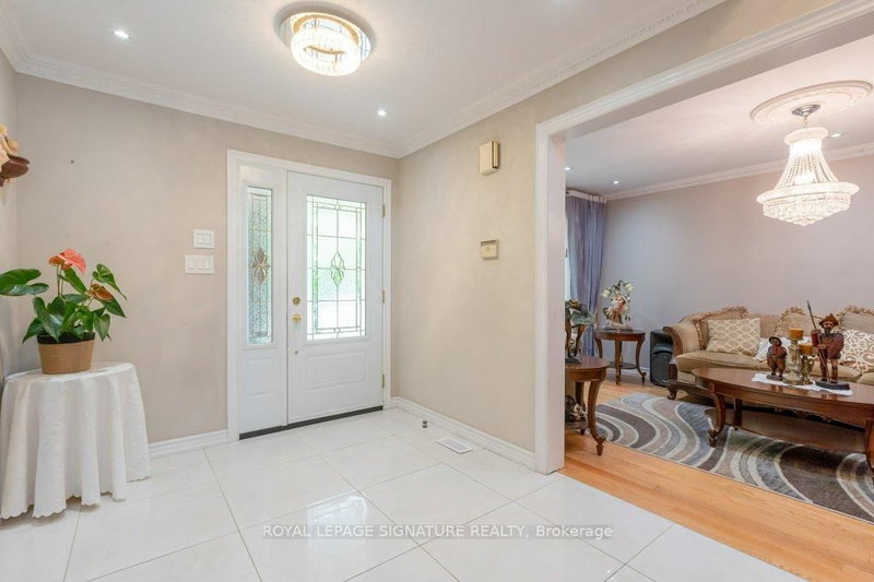 119 Chancellor Drive