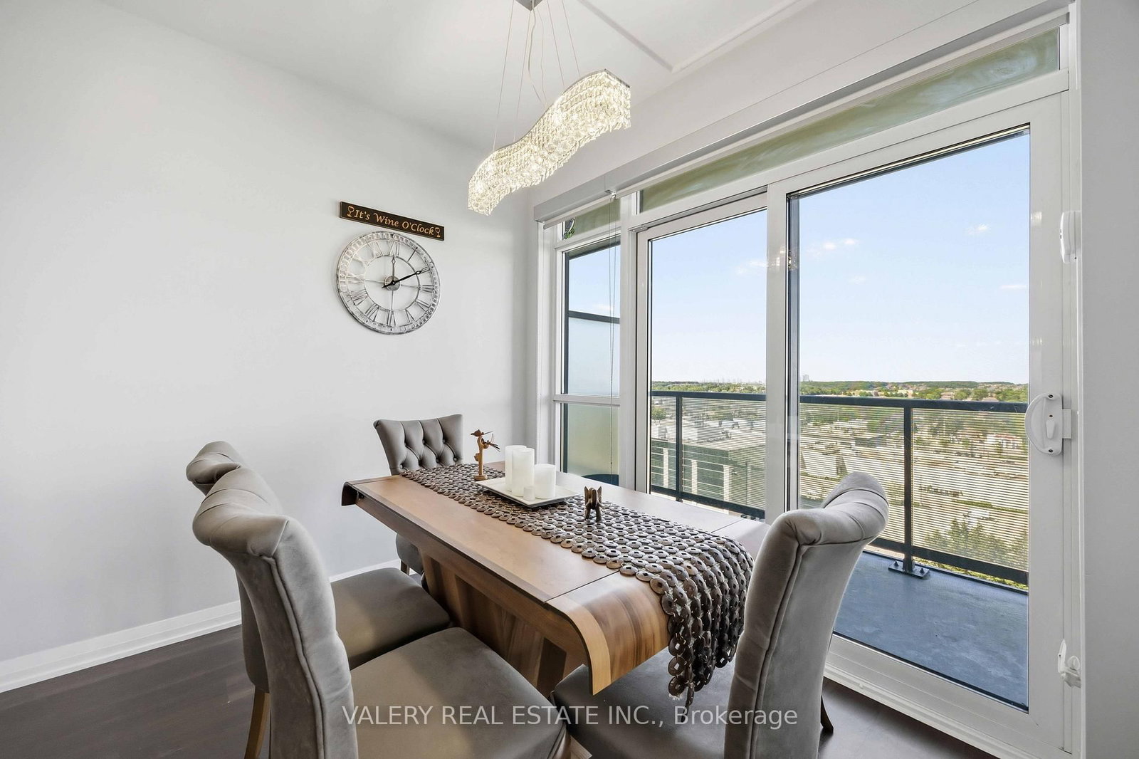 65 Oneida Crescent • #1108 • Richmond Hill, ON photo 15