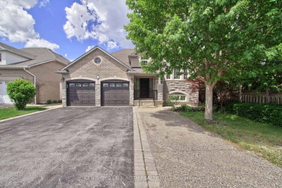 4-bed Detached House · 28 Poplar Dr