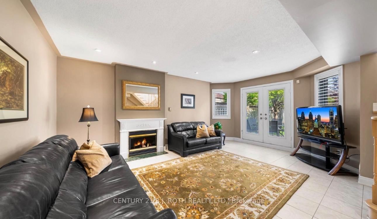 28 Poplar Drive • Richmond Hill, ON photo 22