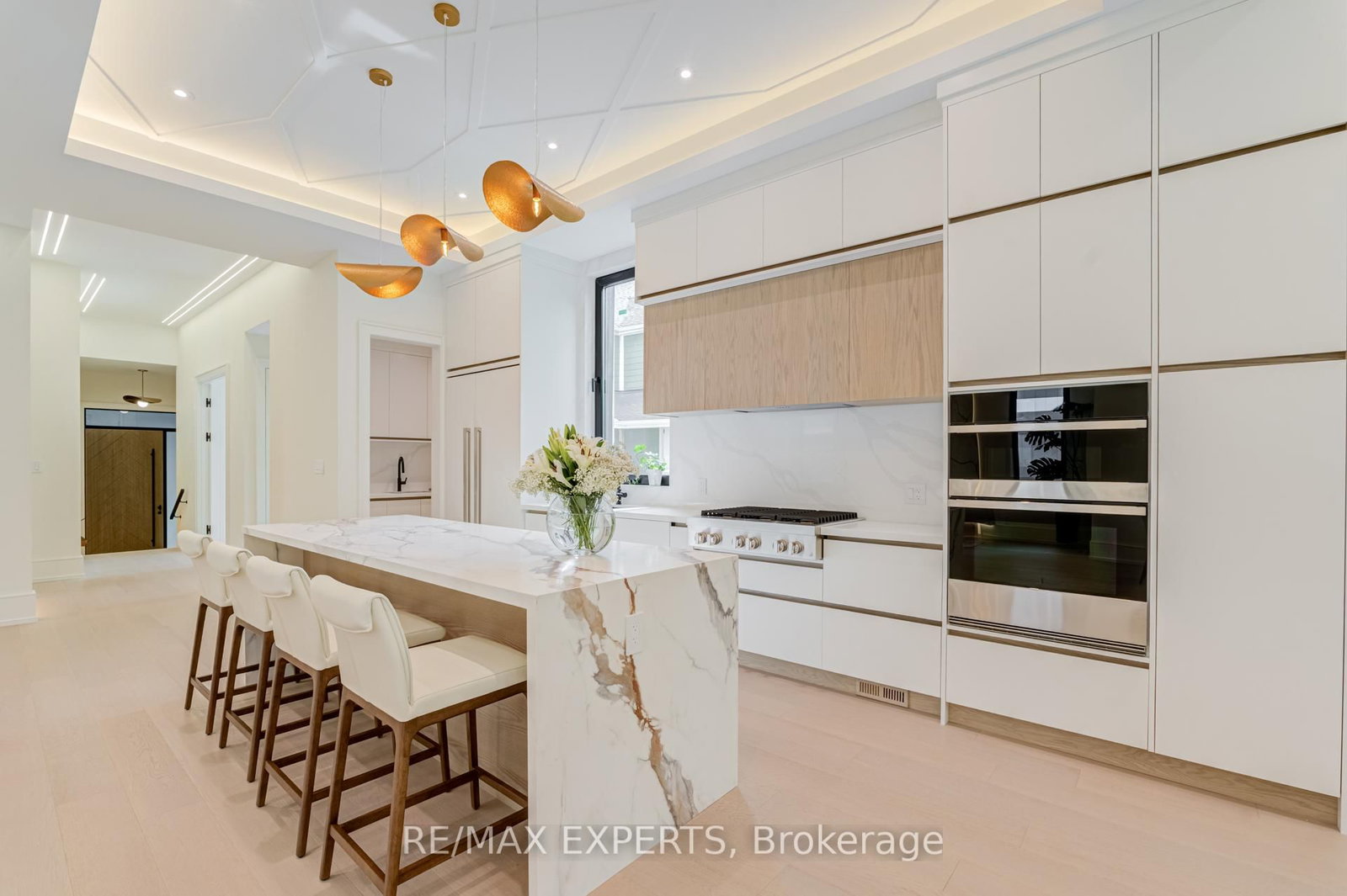 84 Mosley Street • Aurora, ON photo 13