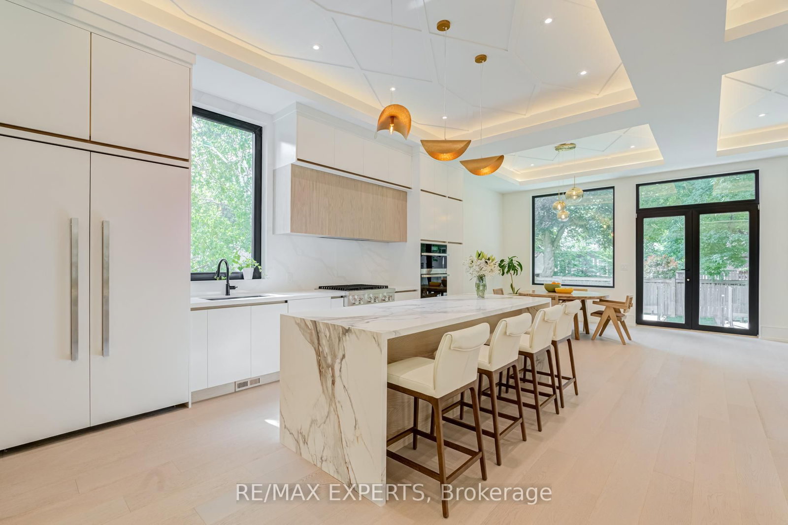 84 Mosley Street • Aurora, ON photo 15