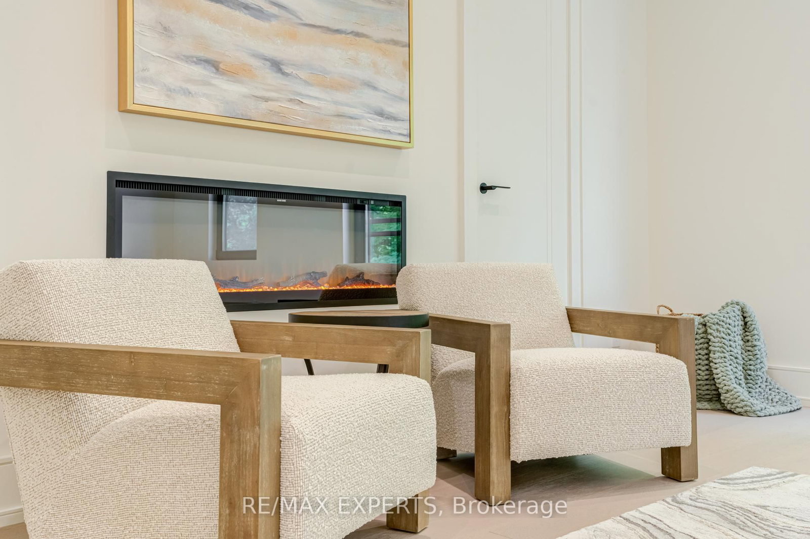 84 Mosley Street • Aurora, ON photo 24