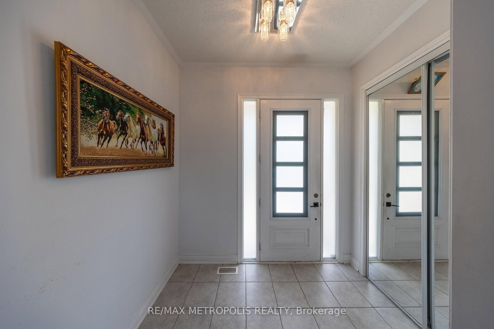36 Michaelis Street, New Tecumseth 5