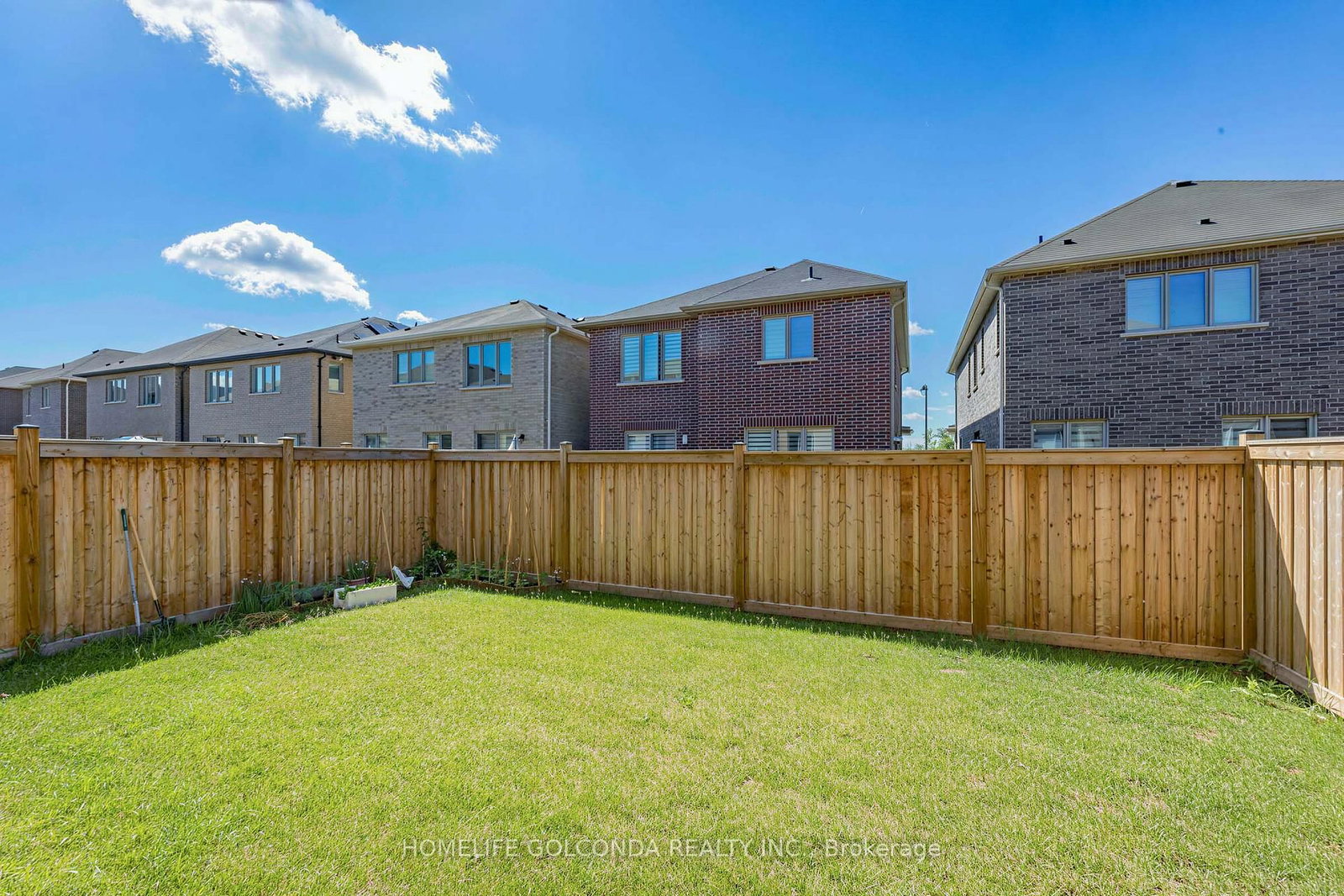 35 sprucedale Sprucedale Way • Whitchurch-Stouffville, ON photo 34