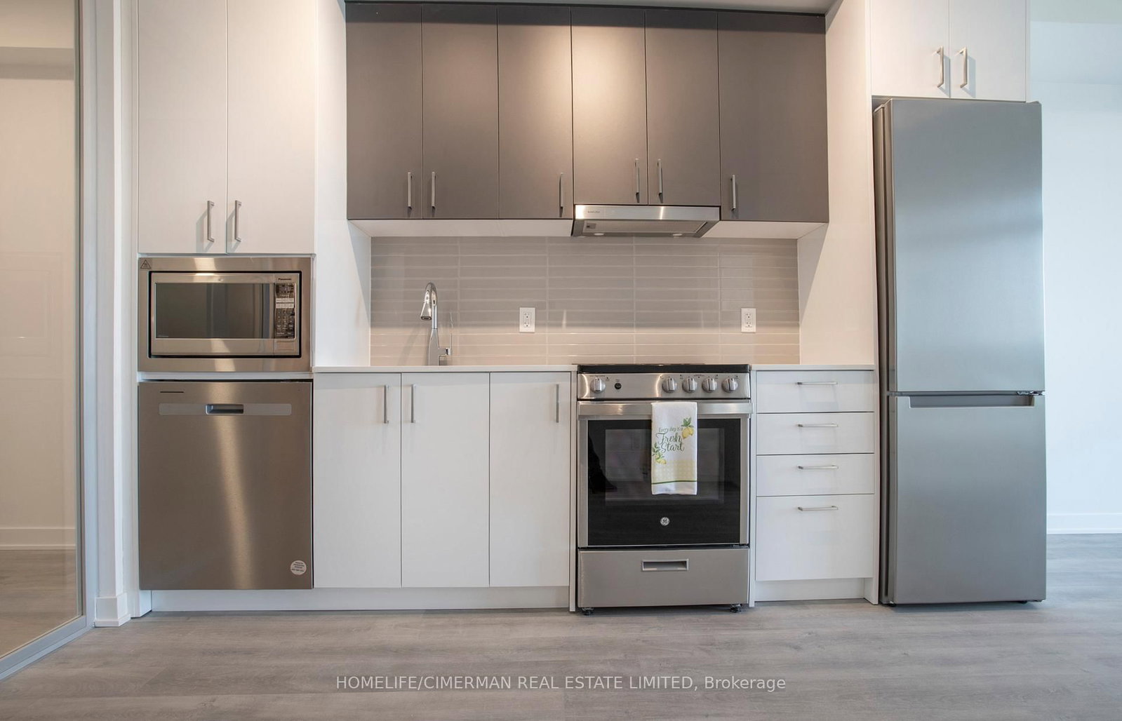 30 Upper Mall Way • #Suite A - 2008 • Vaughan, ON photo 10