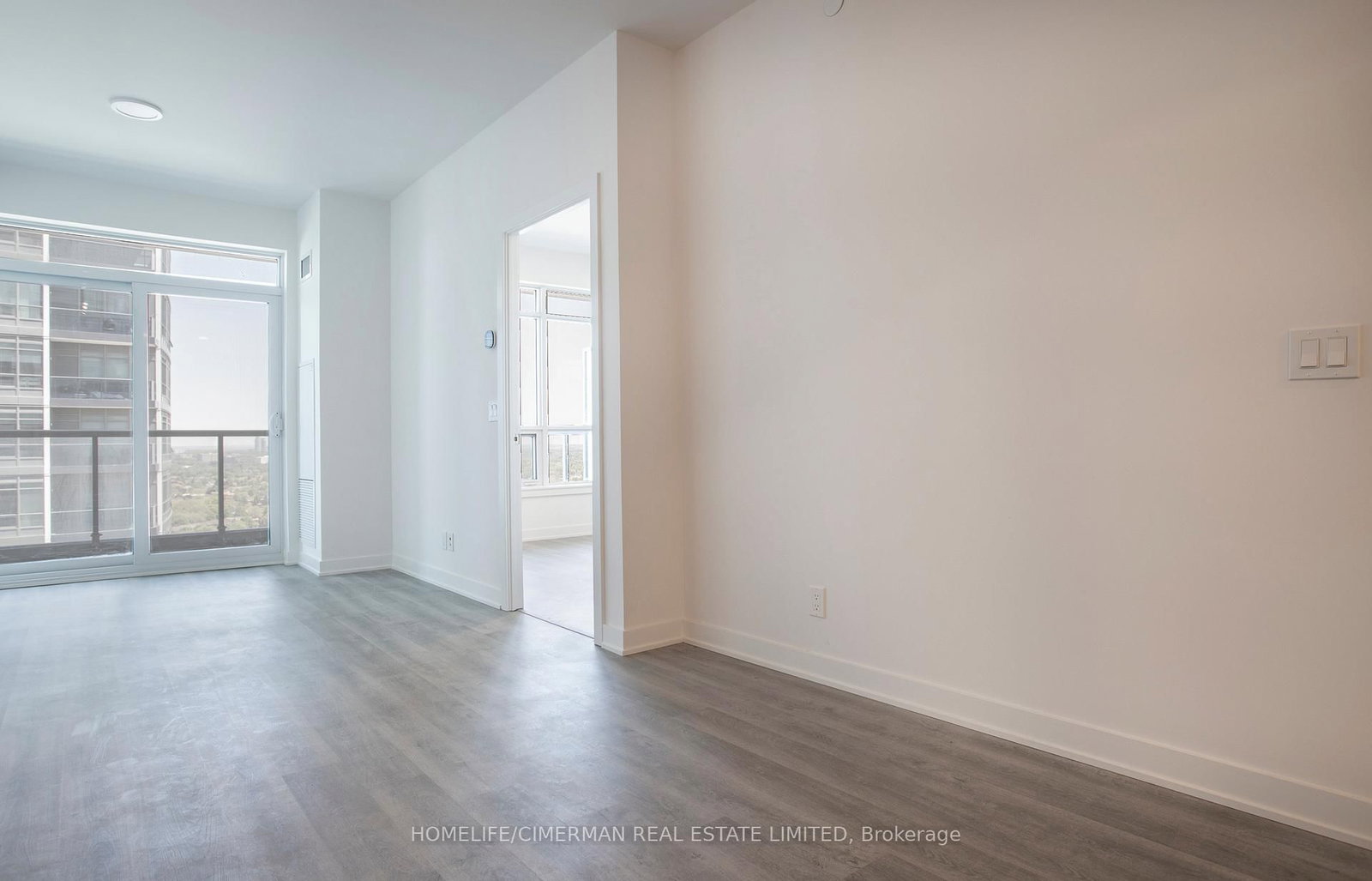 30 Upper Mall Way • #Suite A - 2008 • Vaughan, ON photo 15