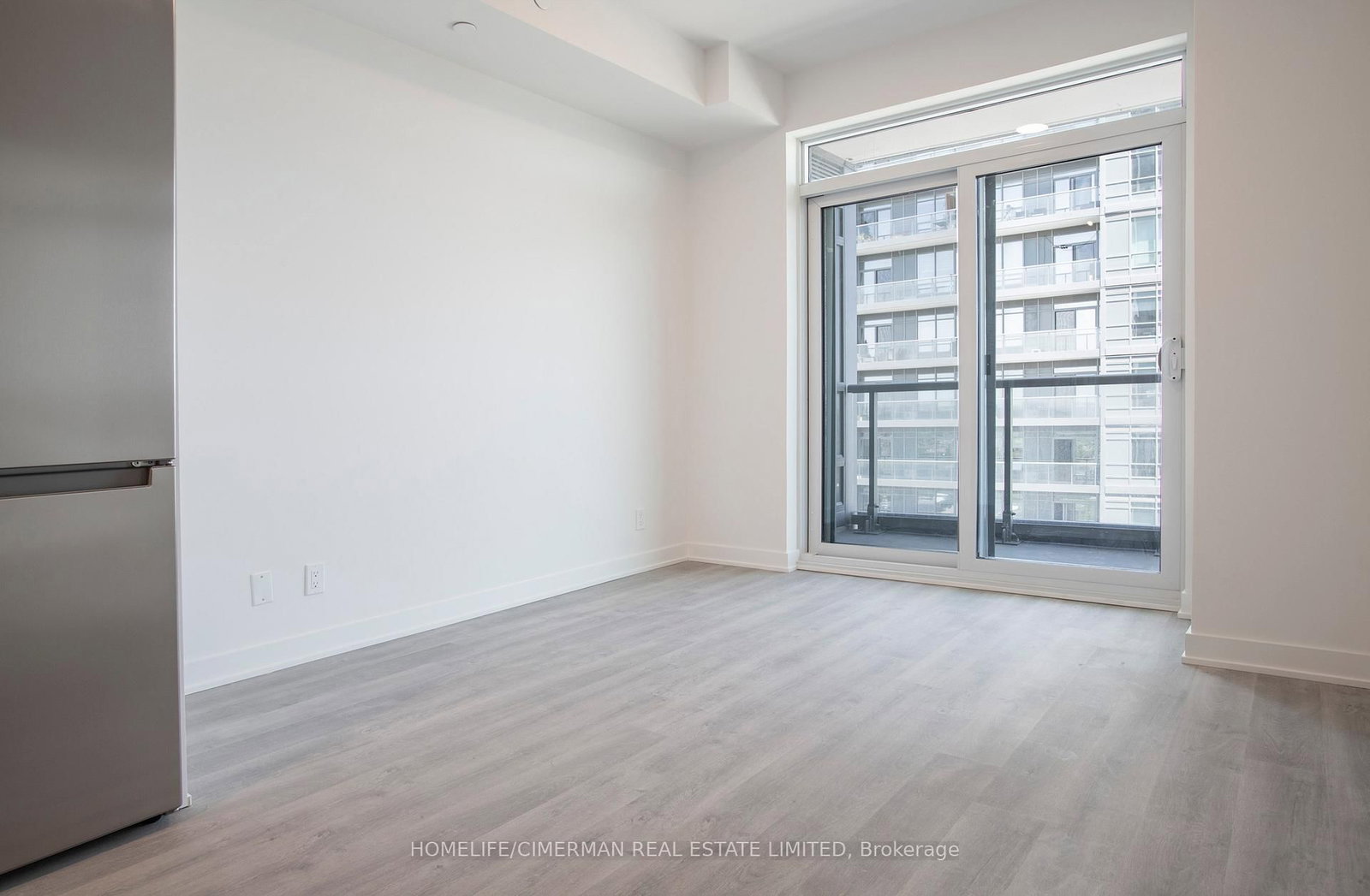 30 Upper Mall Way • #Suite A - 2008 • Vaughan, ON photo 19