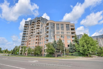 33 Cox Boulevard