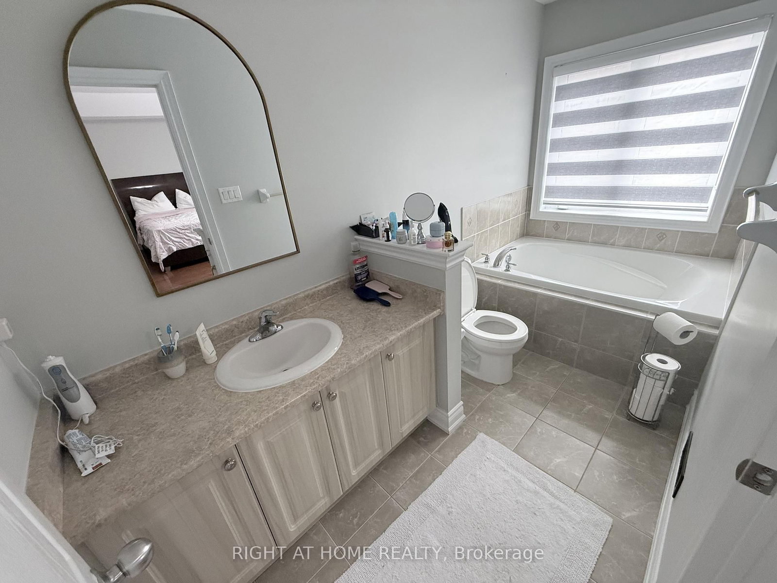 131 KILLINGTON Avenue • Vaughan, ON photo 20