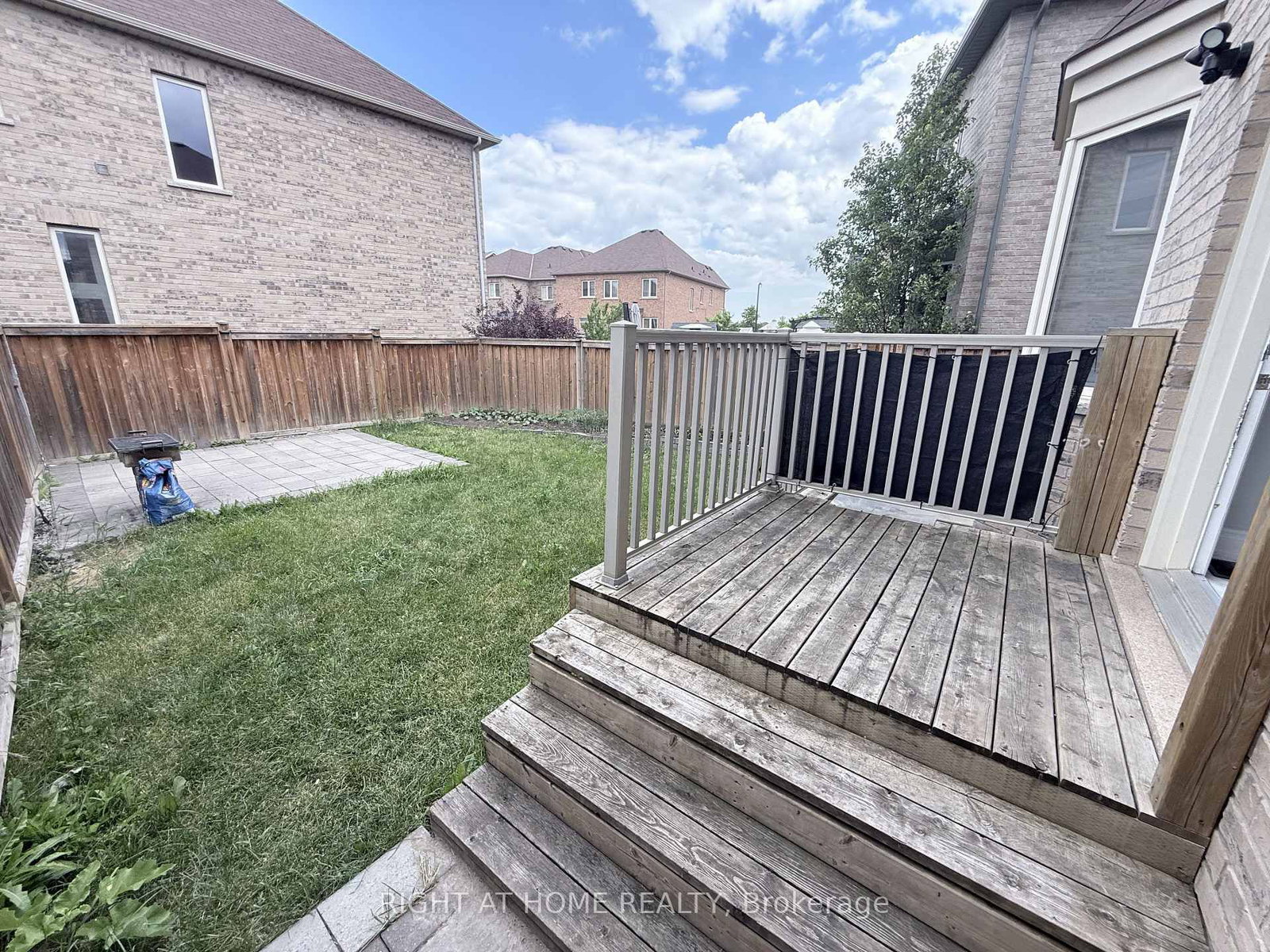 131 KILLINGTON Avenue • Vaughan, ON photo 28