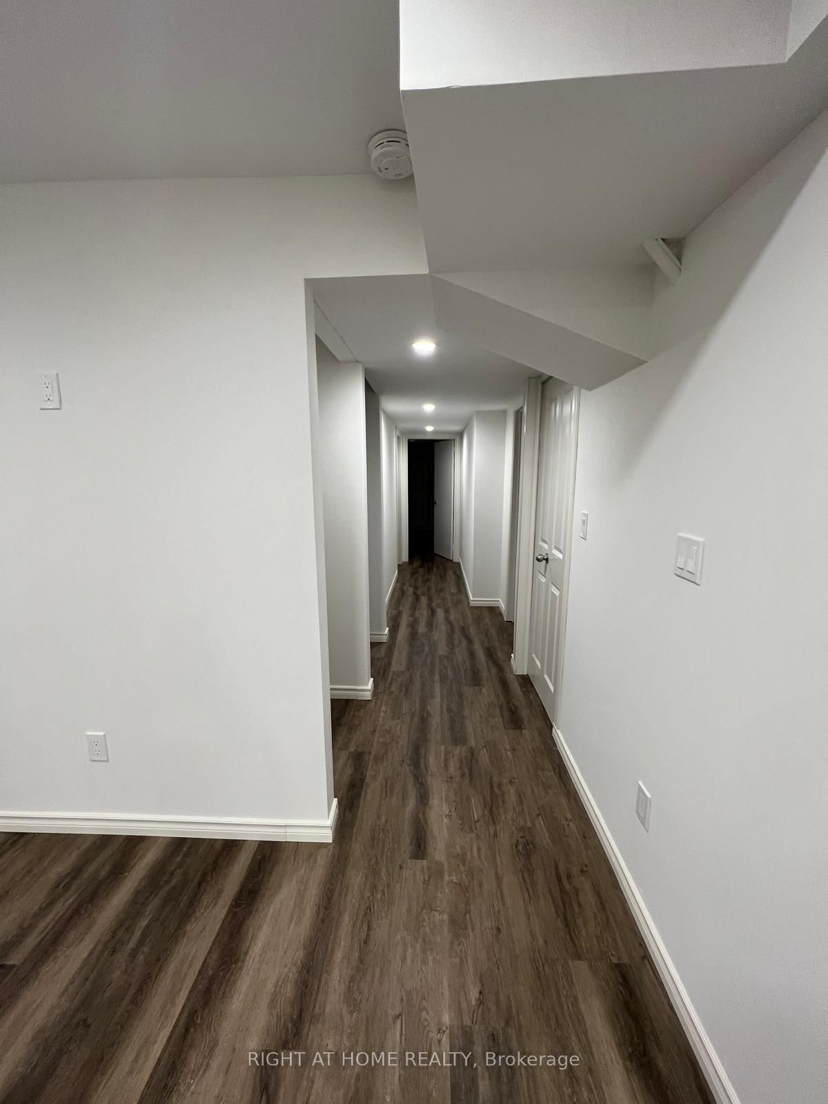131 KILLINGTON Avenue • Vaughan, ON photo 35