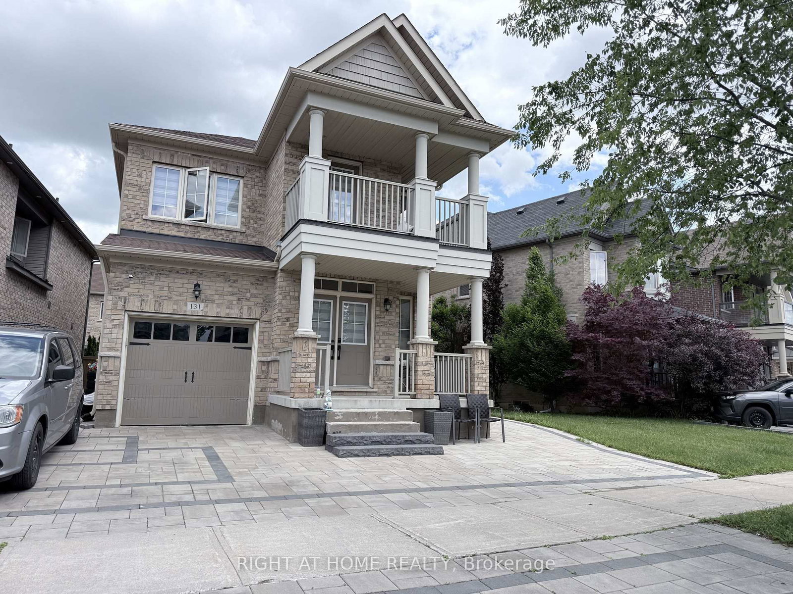 131 KILLINGTON Avenue • Vaughan, ON photo 4