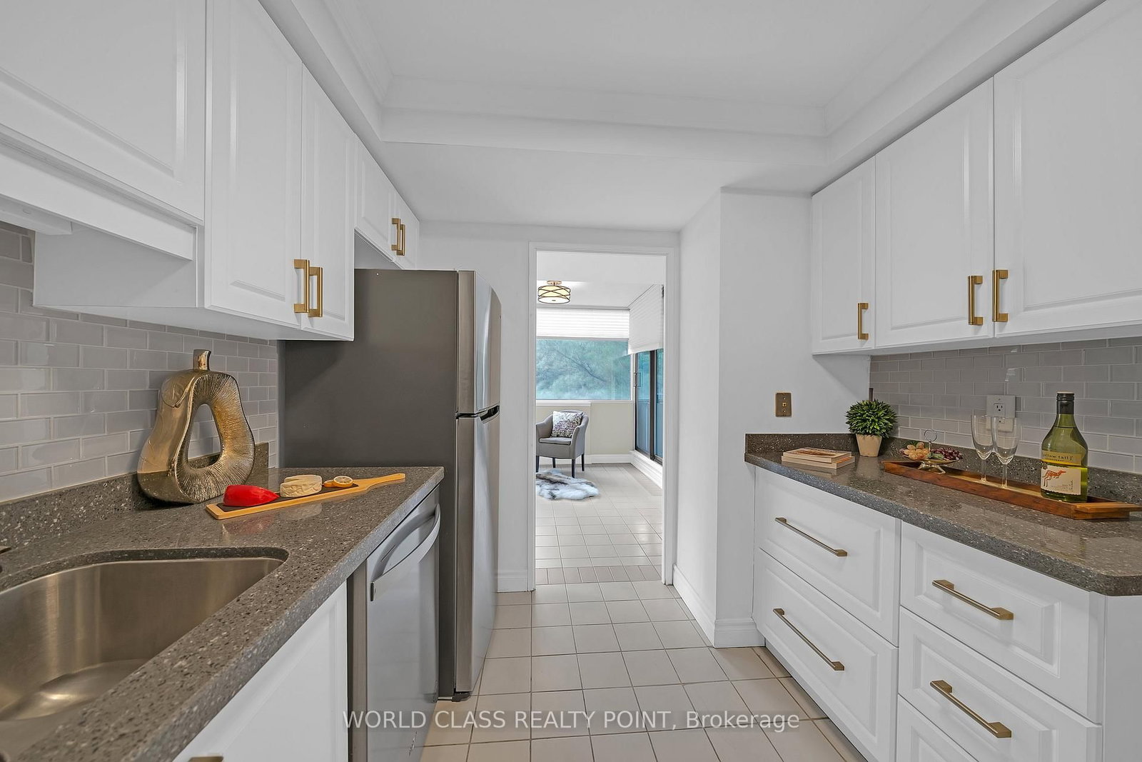 40 Harding Boulevard • #201 • Richmond Hill, ON photo 16