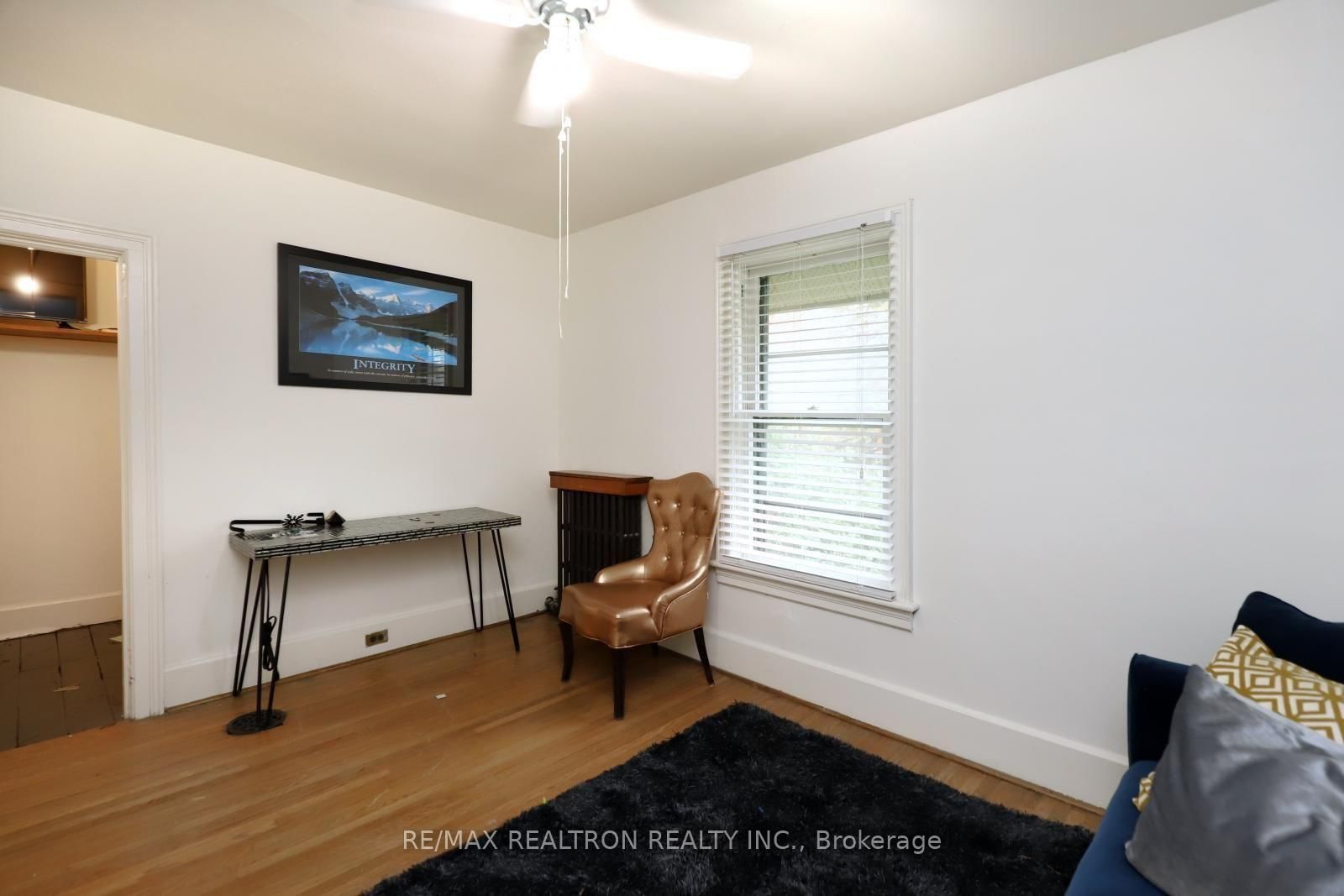 18-20 Reuben Street • Aurora, ON photo 15