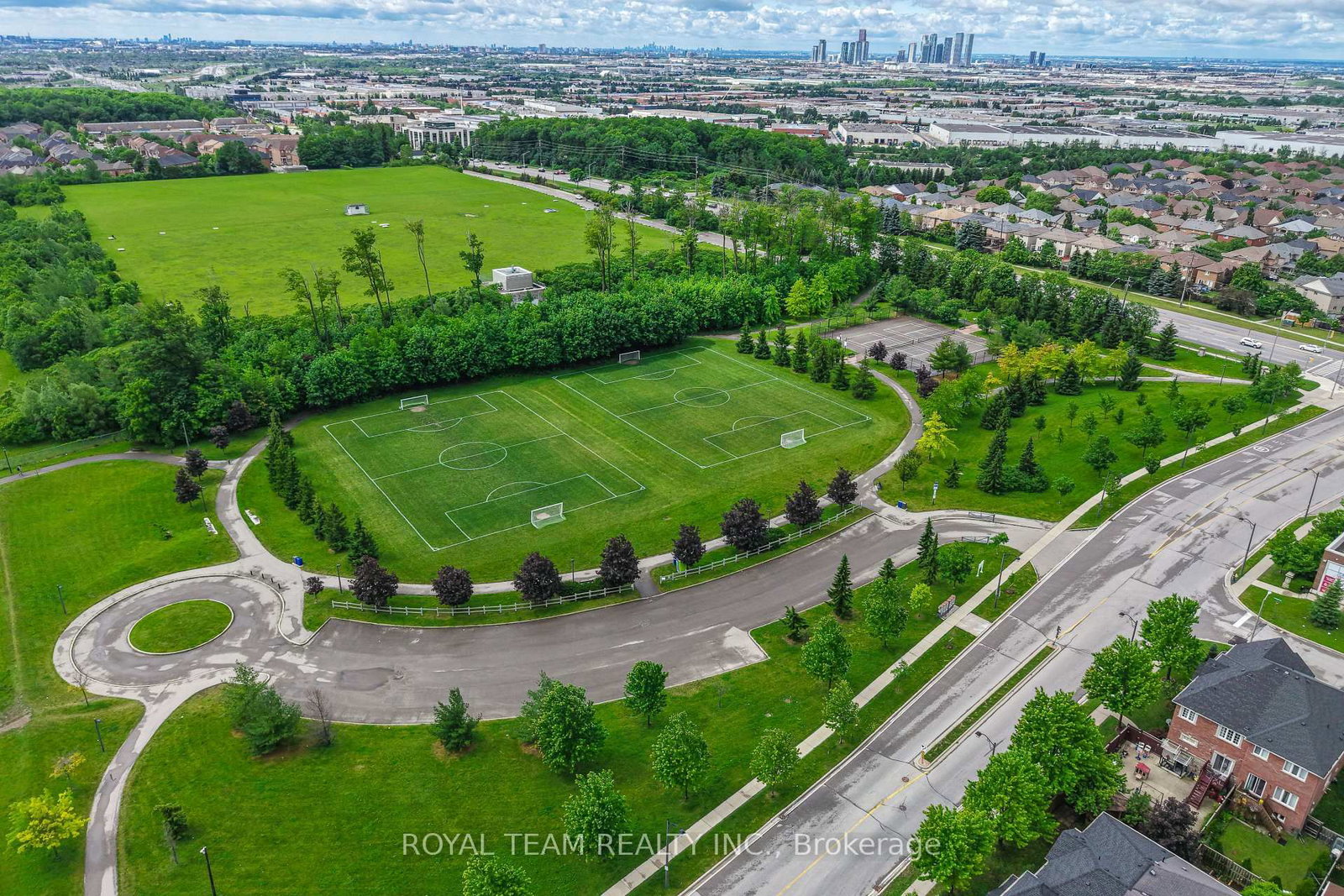 12 Spring Arbour Road • Vaughan, ON photo 37